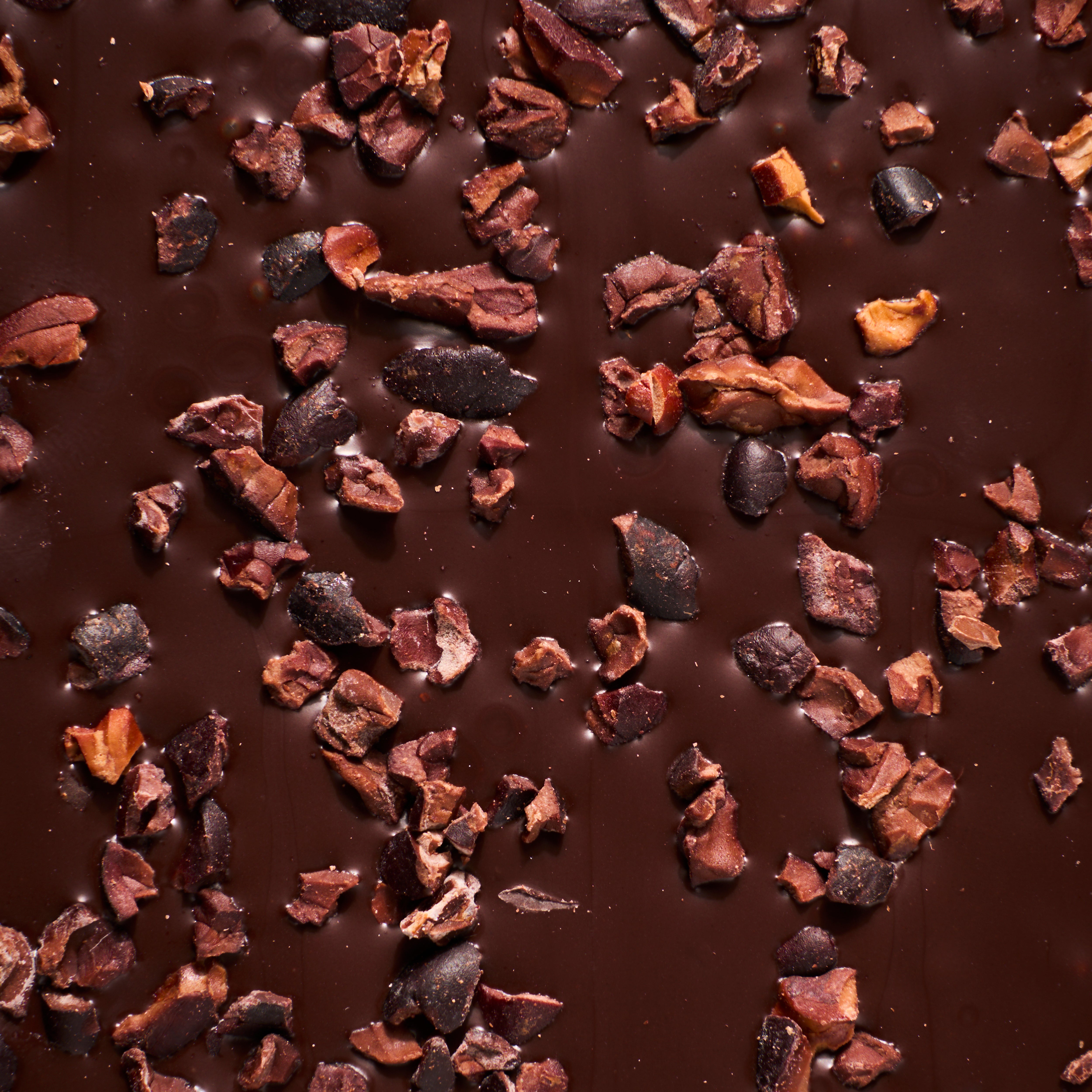 Chocolate Orgânico Nibirus 75% Cacau com Nibs 80g