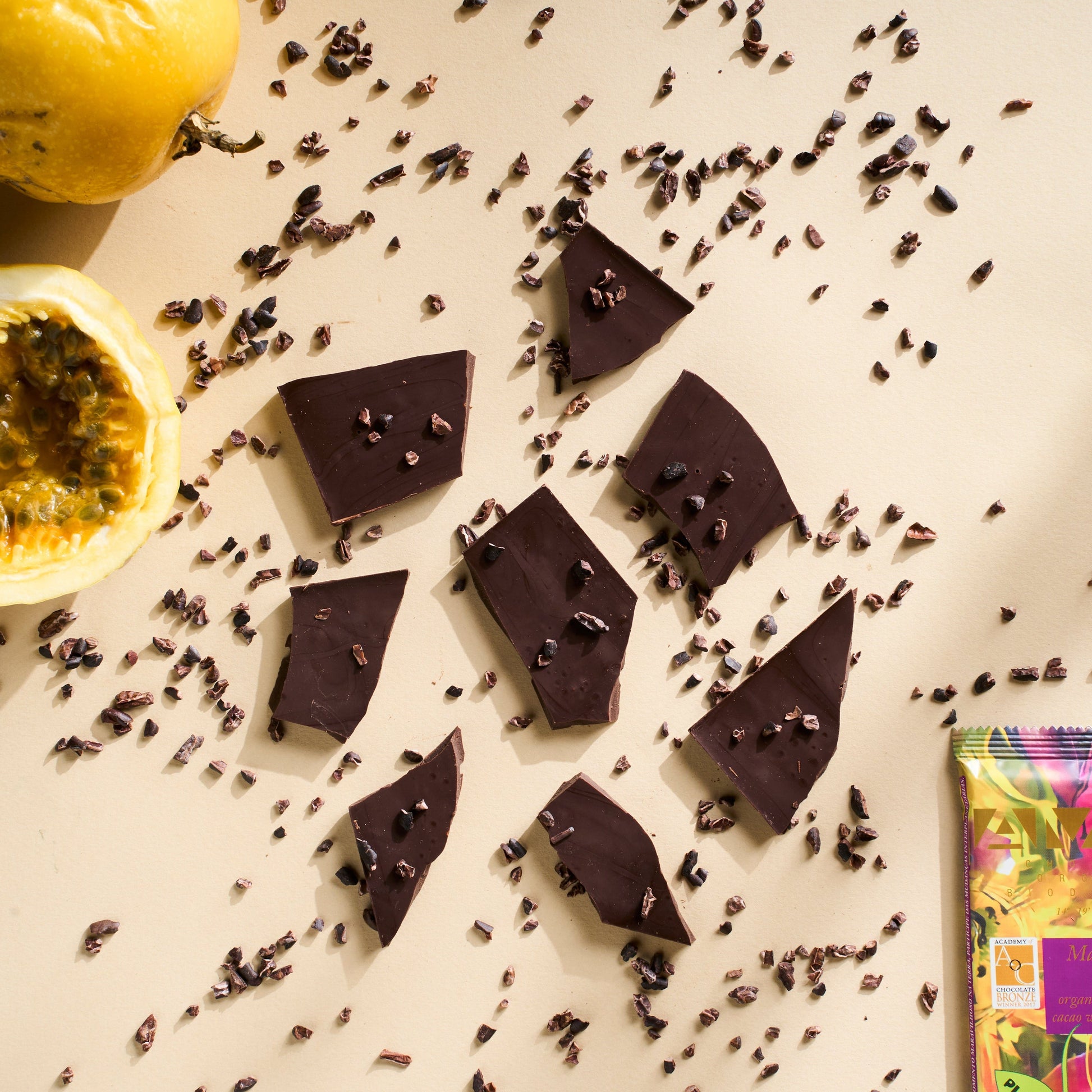 Chocolate Biodinâmico Maracuyayá 67% Cacau com Maracujá 80g